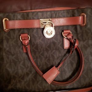 MICHAEL KORS